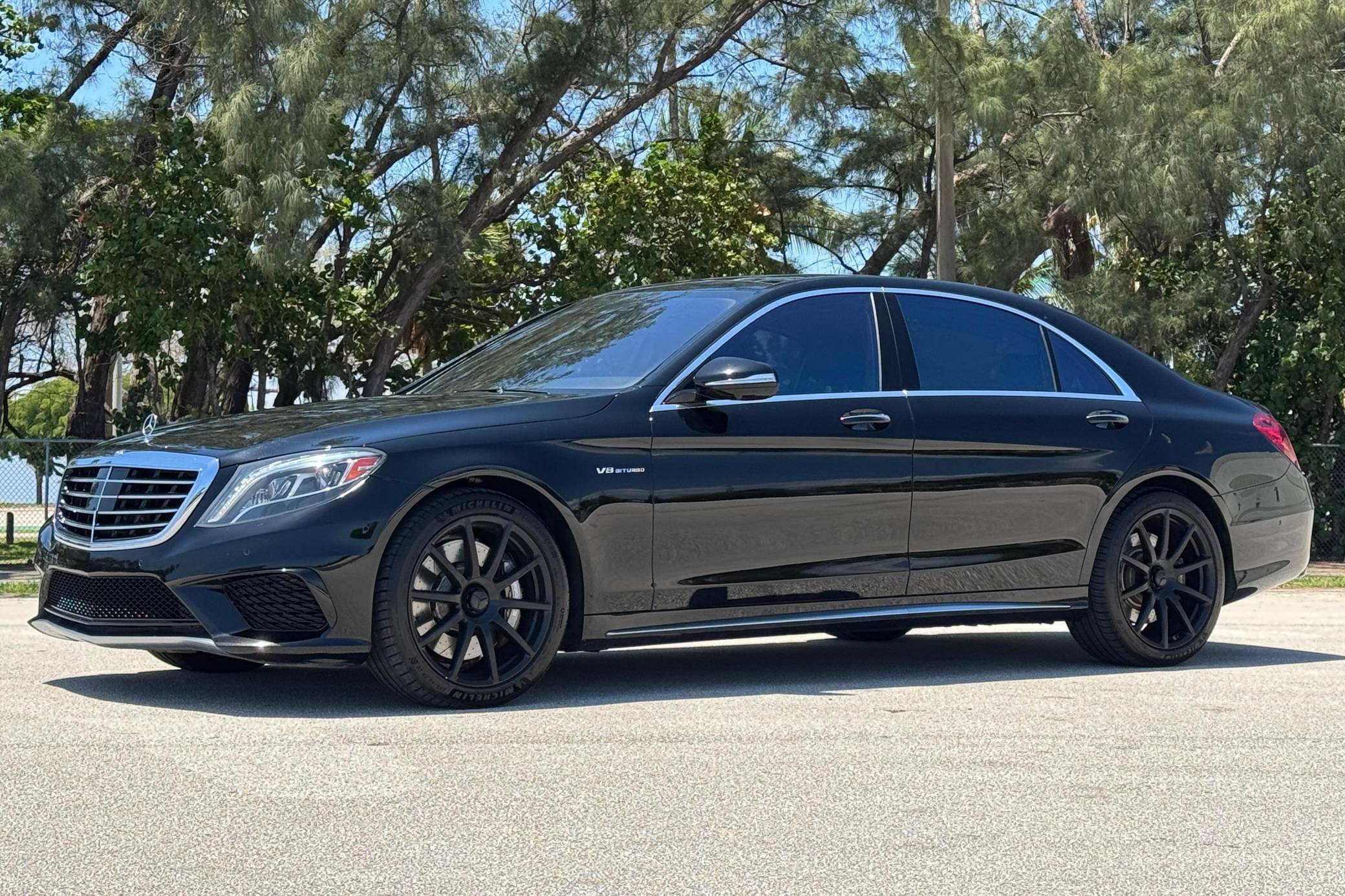 2014 Mercedes-Benz S63 AMG Sedan
